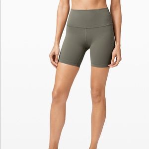 Grey Sage Lululemon High Rise Wunder Train 6 inch Short